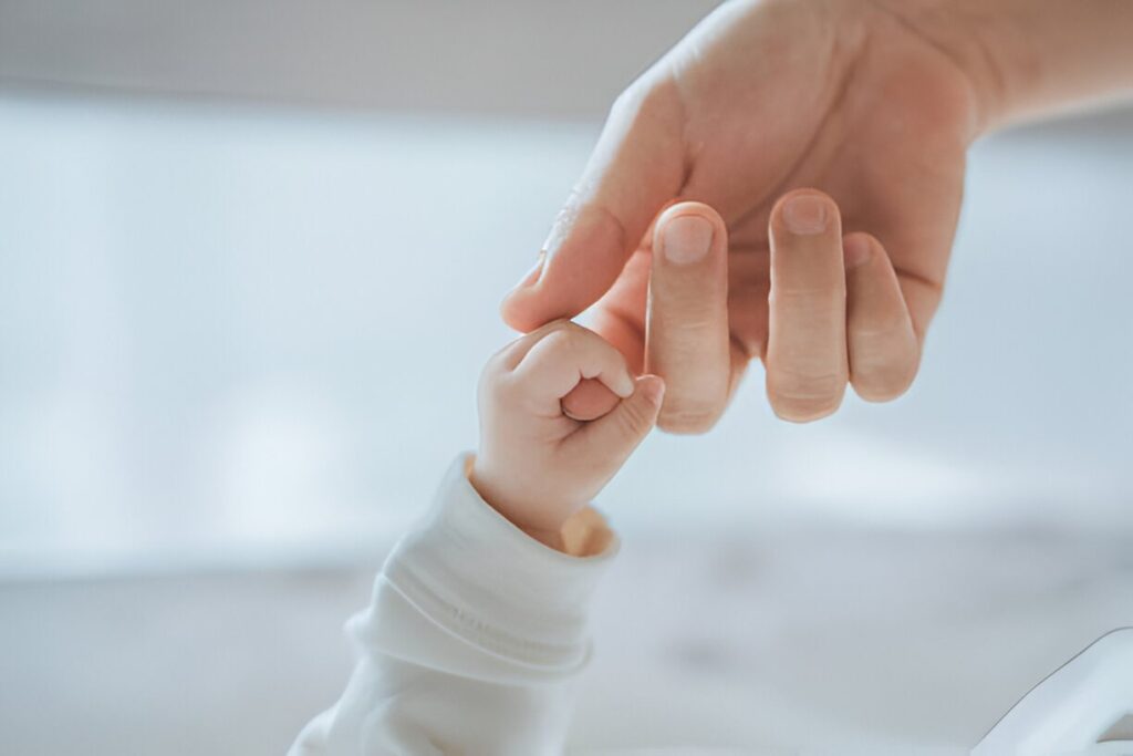 Lignes de la main : mariage et nombre de bébés révélés