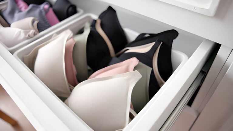 Méthode de calcul précise pour connaître sa taille de bonnet A, B, C ou D